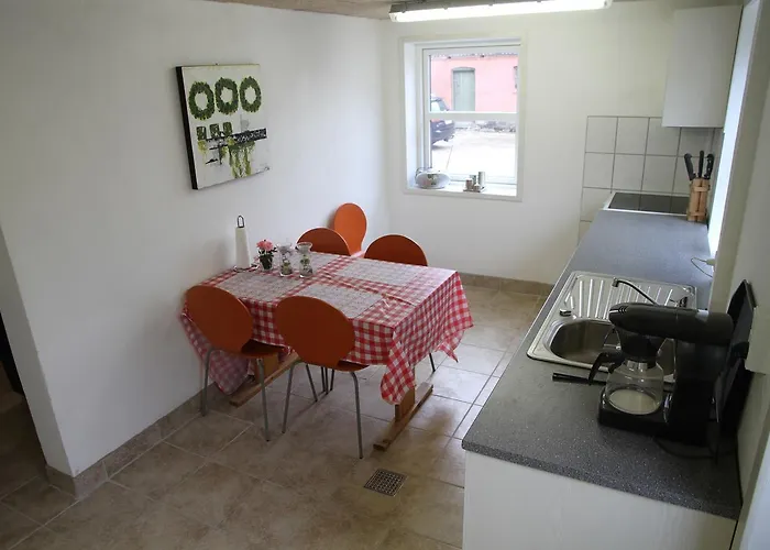 Bed & Breakfast Hukaergaard 3*